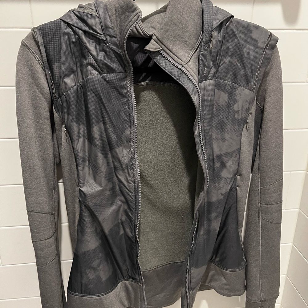 Lululemon jacket